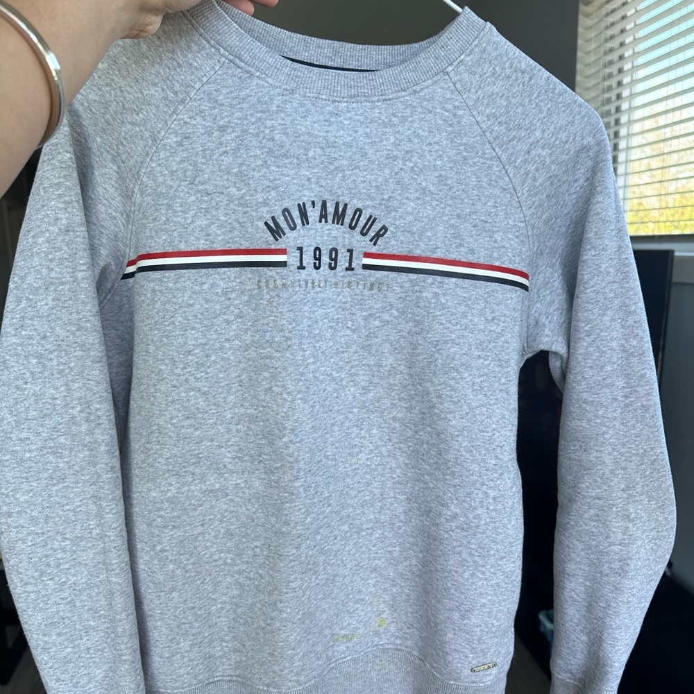 Grey sweat